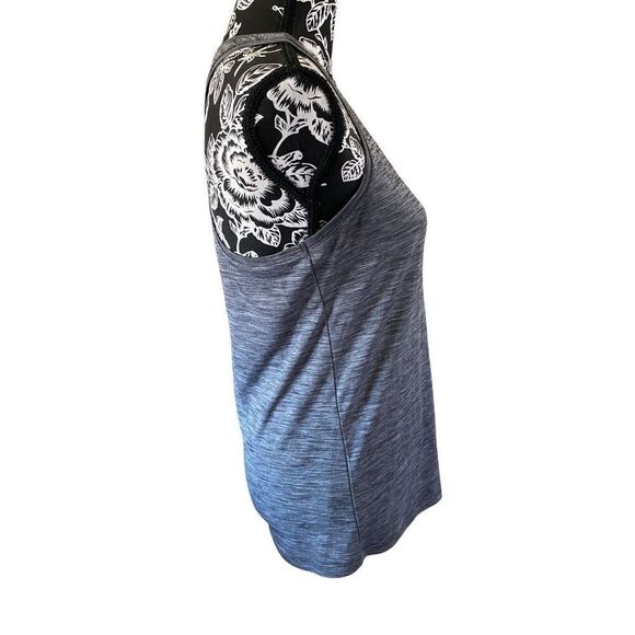 Under Armour Loose Heat Gear Racerback Tank Top Sporty Athletic Athleisure - Picture 4 of 14